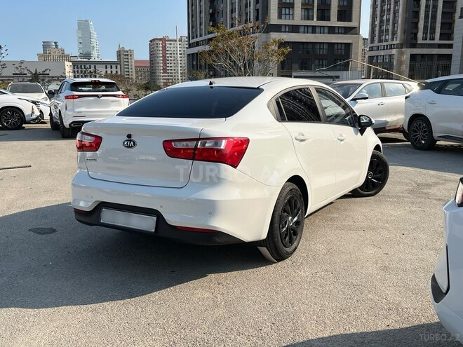 Kia Pride-2