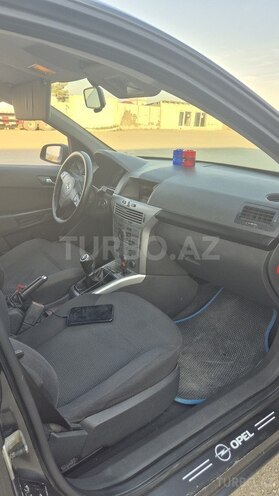 Opel Astra-10