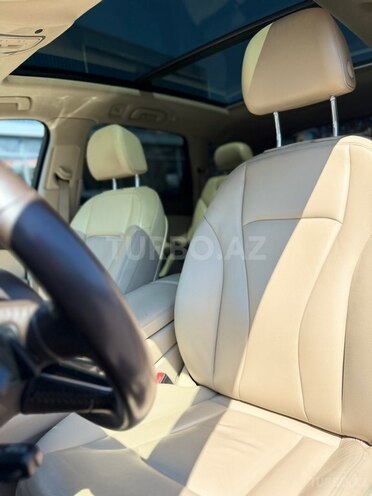Audi Q7-15