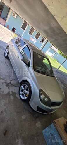Opel Astra-2