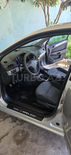Opel Astra-13