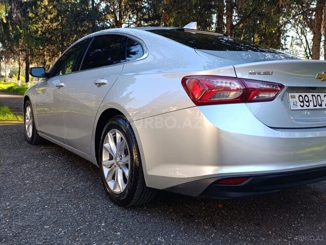 Chevrolet Malibu-5