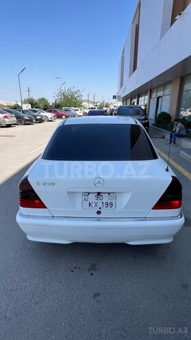 Mercedes C 230-4