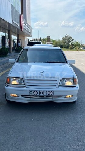 Mercedes C 230-1