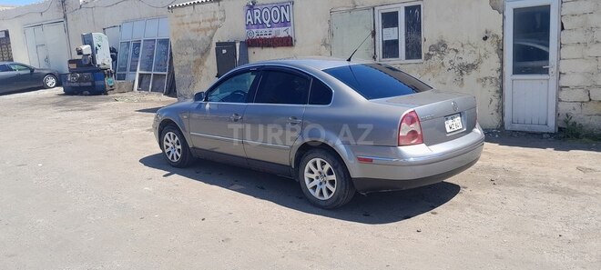 Volkswagen Passat-7