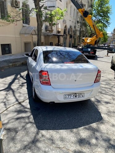 Chevrolet Cobalt-10
