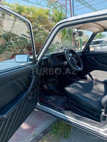 LADA (VAZ) 2107-4