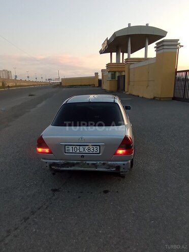 Mercedes C 180-2