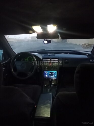 Mercedes C 180-4