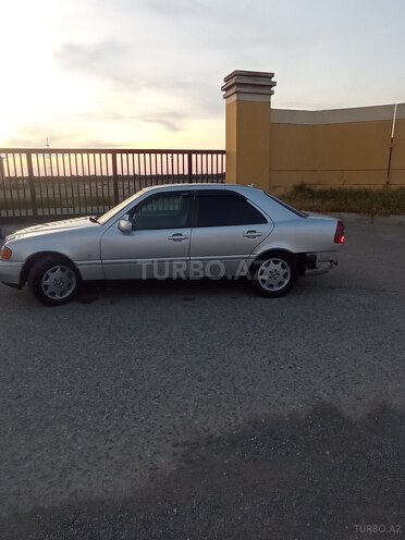 Mercedes C 180-6
