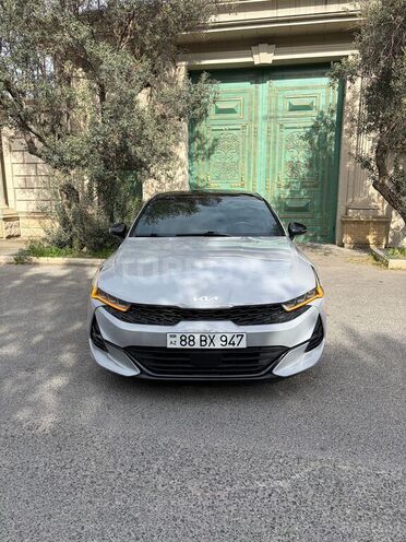 Kia K5-1