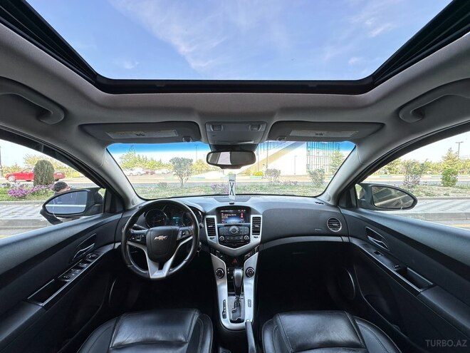 Chevrolet Cruze-11