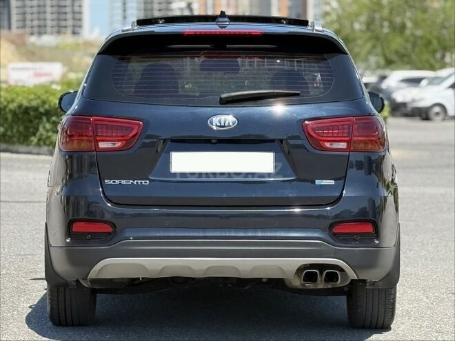 Kia Sorento-7