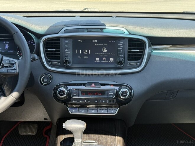Kia Sorento-15
