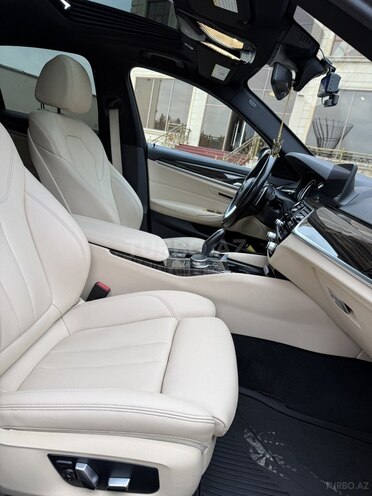 BMW 530-6