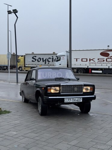 LADA (VAZ) 2107-2