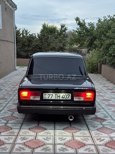 LADA (VAZ) 2107-15
