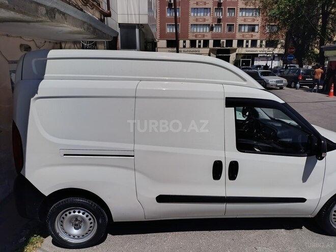 Fiat Doblo-4