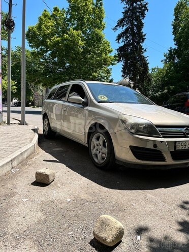 Opel Astra-2