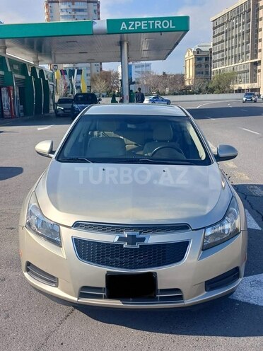 Chevrolet Cruze-1