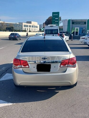 Chevrolet Cruze-2