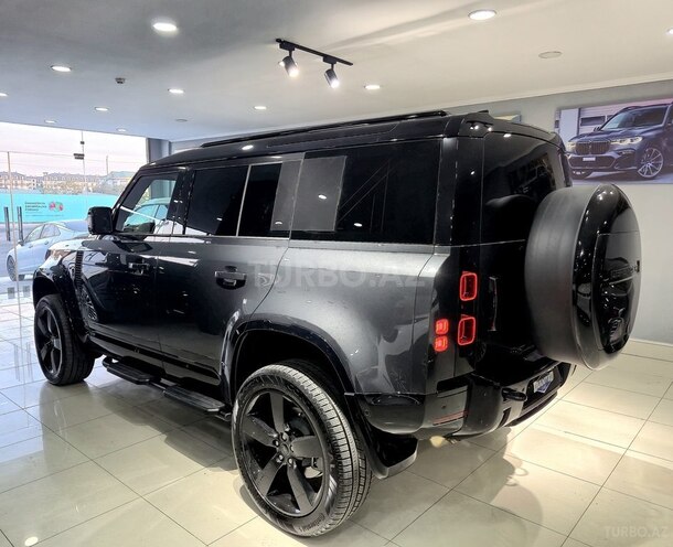Land Rover Defender-17