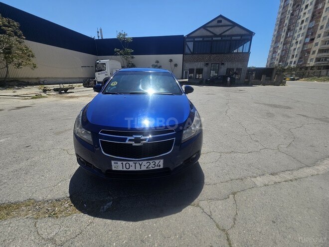 Chevrolet Cruze-1