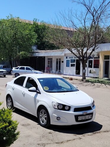 Chevrolet Aveo-1