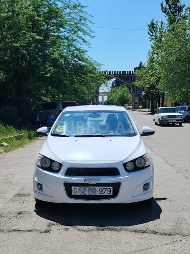 Chevrolet Aveo-2