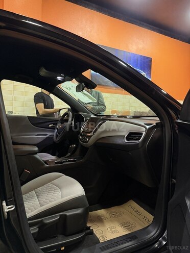 Chevrolet Equinox-8