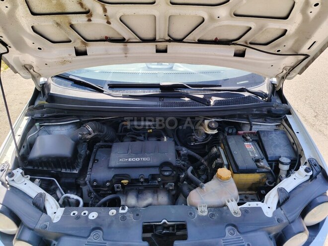 Chevrolet Aveo-9