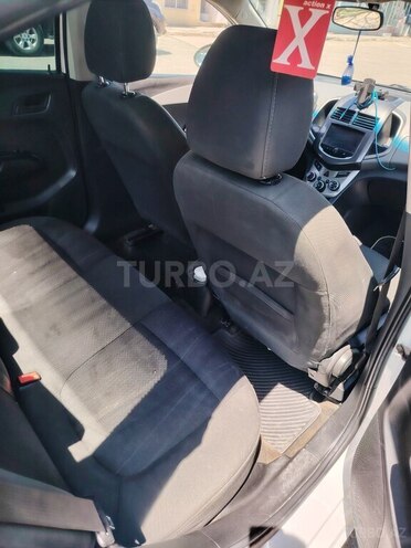 Chevrolet Aveo-12