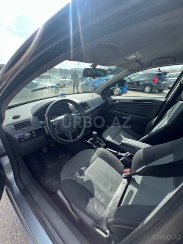 Opel Astra-7