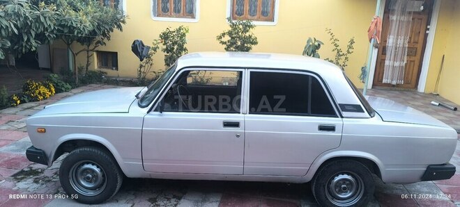 LADA (VAZ) 2107-3