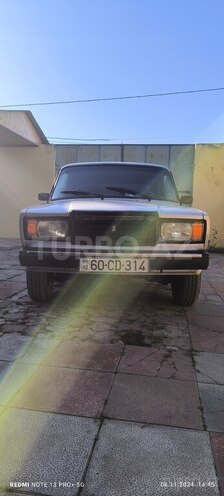 LADA (VAZ) 2107-1