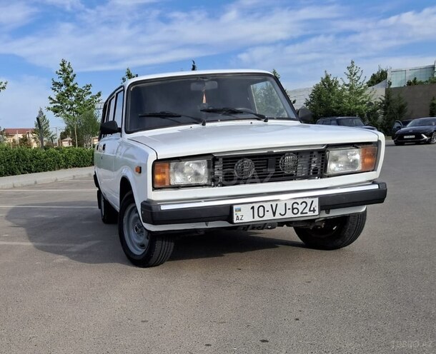 LADA (VAZ) 2104-2