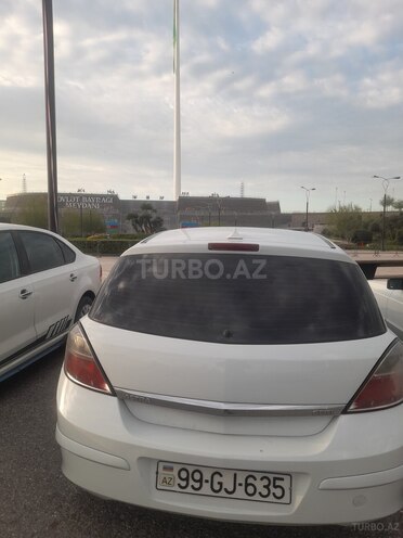 Opel Astra-2