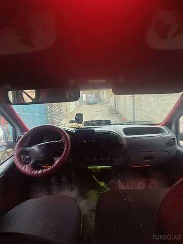 Ford Transit-3