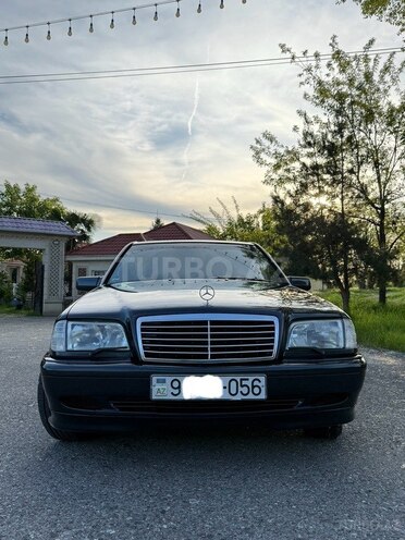 Mercedes C 240-1