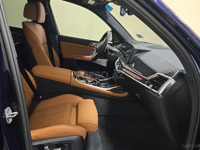 BMW X7-7
