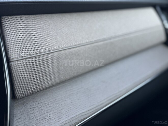 Volvo XC90-12