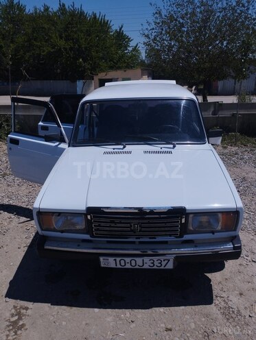 LADA (VAZ) 2107-2