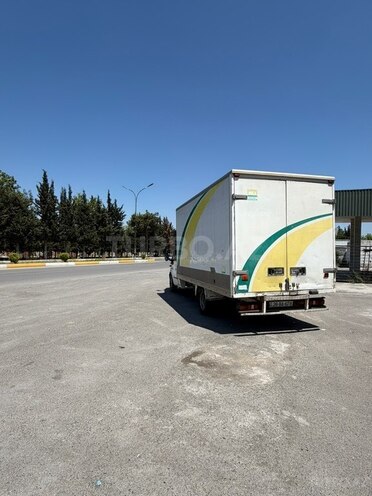 Ford Transit-5