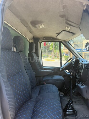 Ford Transit-7
