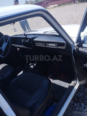 LADA (VAZ) 2107-8