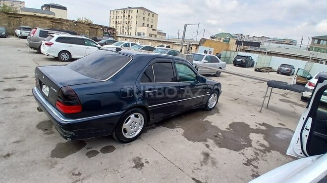 Mercedes C 200-6