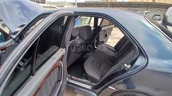 Mercedes C 200-10
