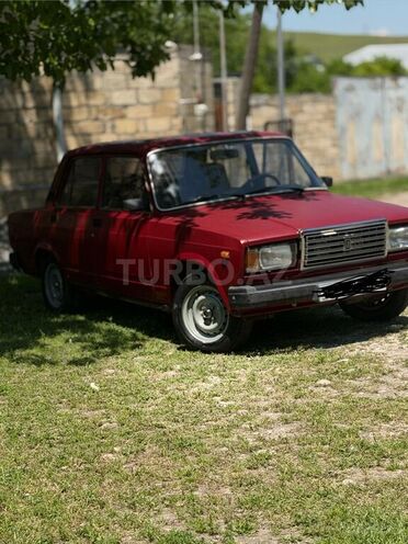 LADA (VAZ) 2107-2