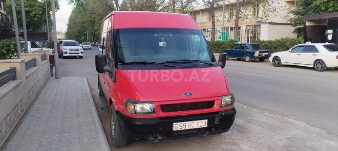 Ford Transit-1