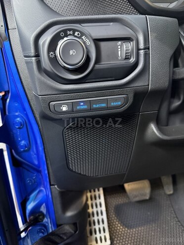 Jeep Wrangler-19